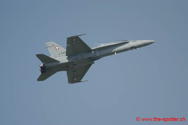 Swiss-F-18C (16)