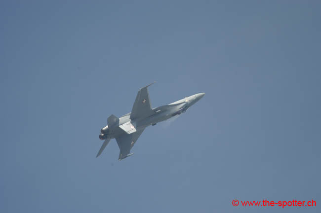 Swiss-F-18C (26)