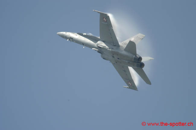 Swiss-F-18C (27)