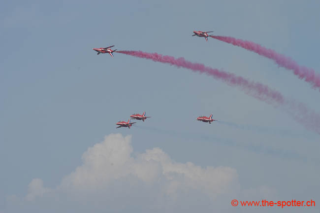 Red-Arrows (54)