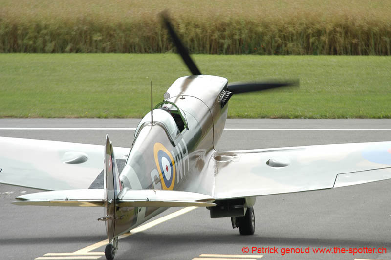 YVAIR05 in flight-1042