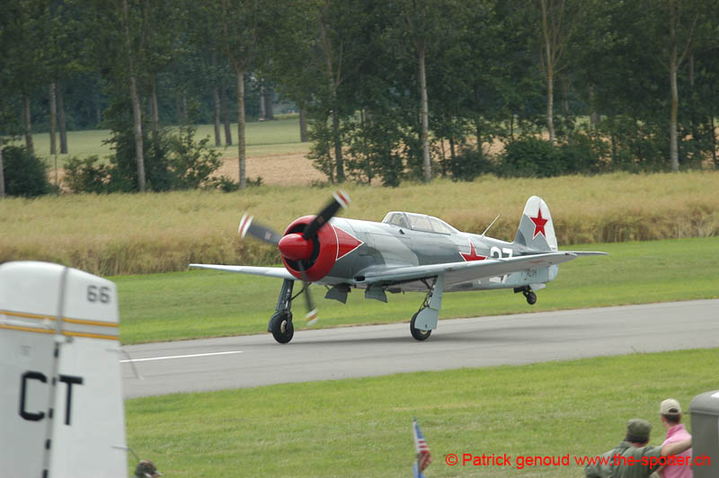 YVAIR05 in flight-1124
