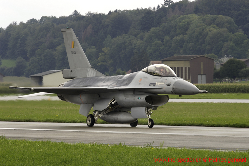 Falcon VS Hornet 23-24.08168