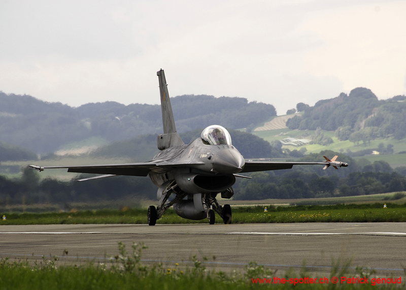 Falcon VS Hornet 23-24.08178