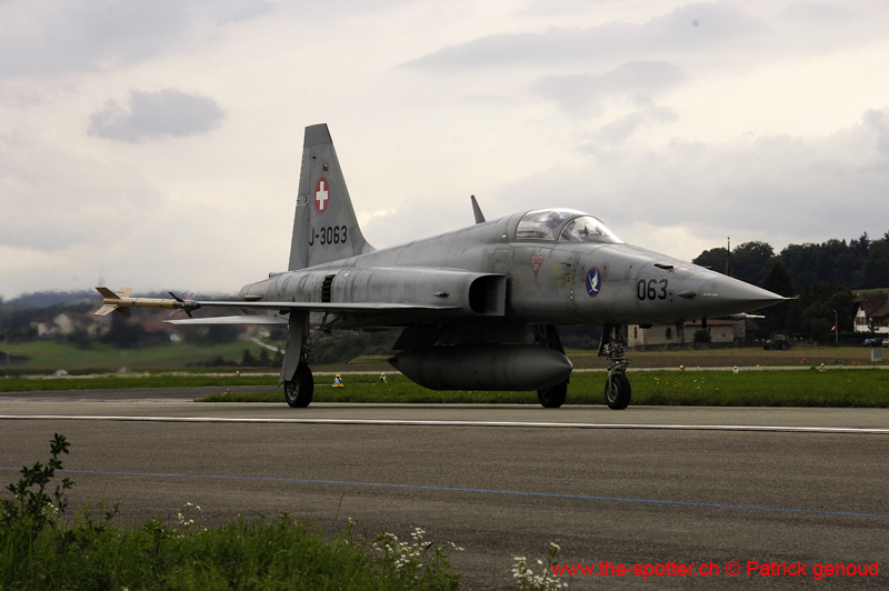 Falcon VS Hornet 23-24.08193