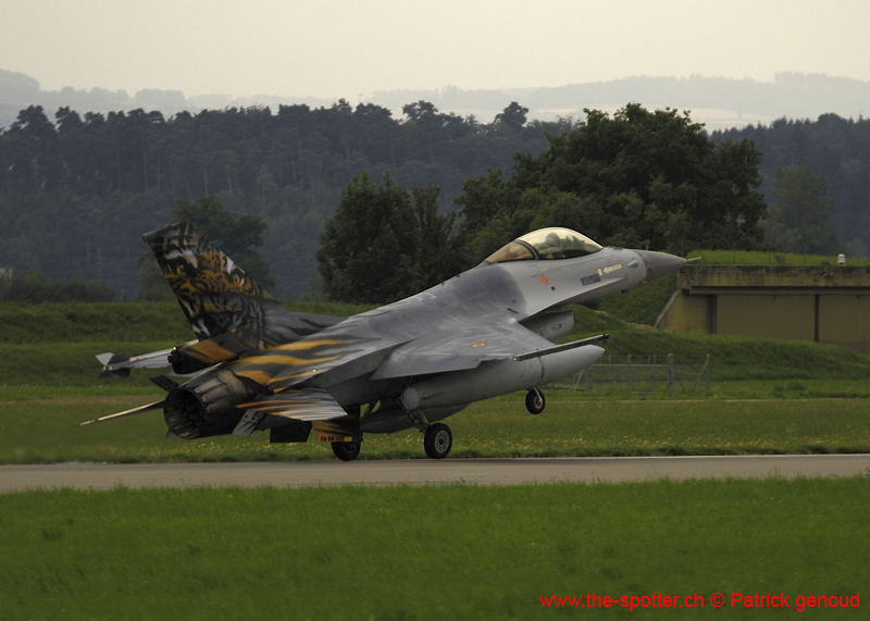 Falcon VS Hornet 23-24.08196