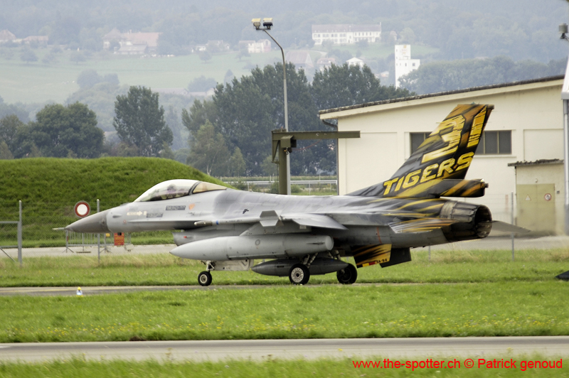 Falcon VS Hornet 23-24.08203