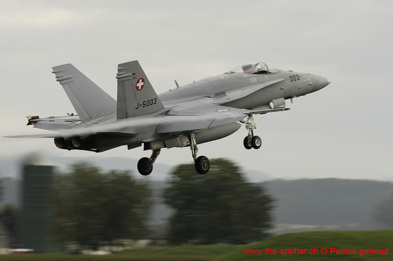 Falcon VS Hornet 23-24.08227