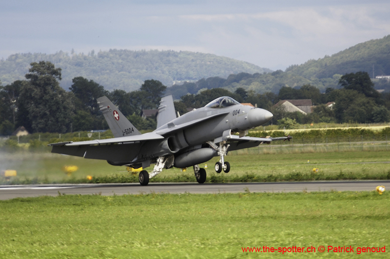 Falcon VS Hornet 23-24.08267