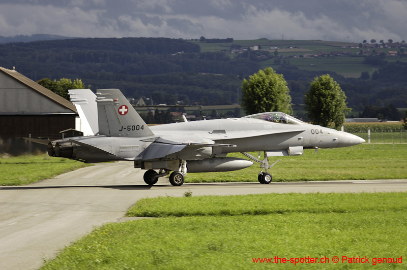 Falcon VS Hornet 23-24.08268