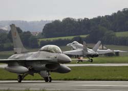 Falcon VS Hornet 23-24.08172