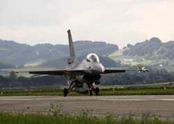 Falcon VS Hornet 23-24.08178