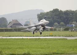 Falcon VS Hornet 23-24.08197