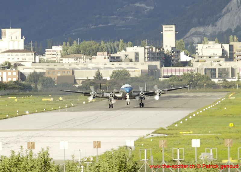 super constellation N73544  136