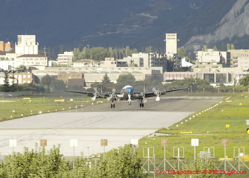 super constellation N73544  137