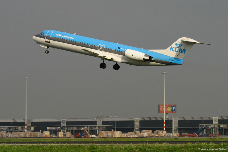AMS 070425 022-Fokker F-100 PH-KLI KLM Cityhopper