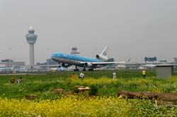 AMS 070425 72-Mc Donnell MD-11 PH-KCA KLM
