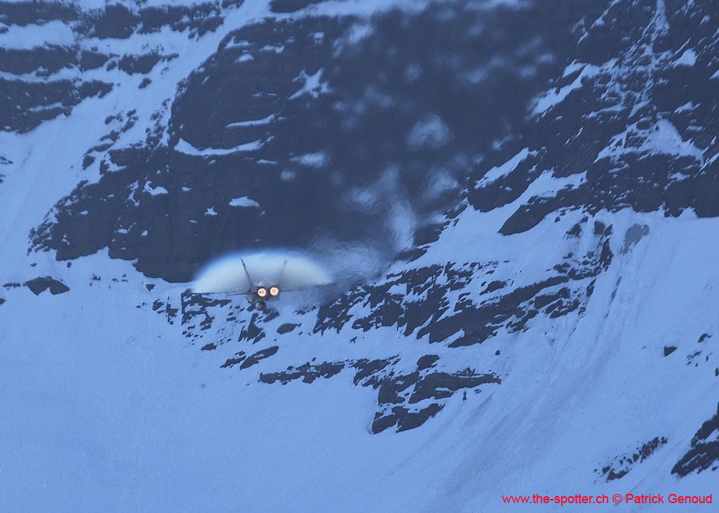 axalp-09-10-125
