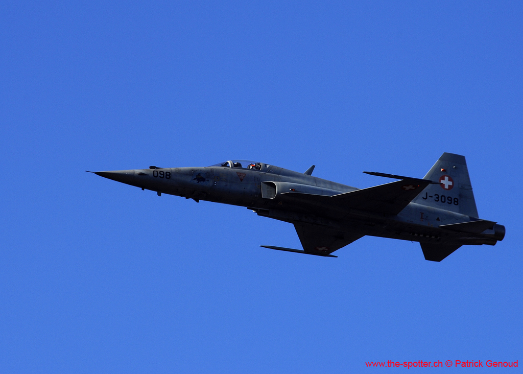 axalp-09-10-196