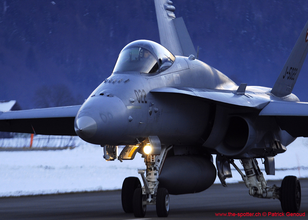 eurofighter-27-11-210