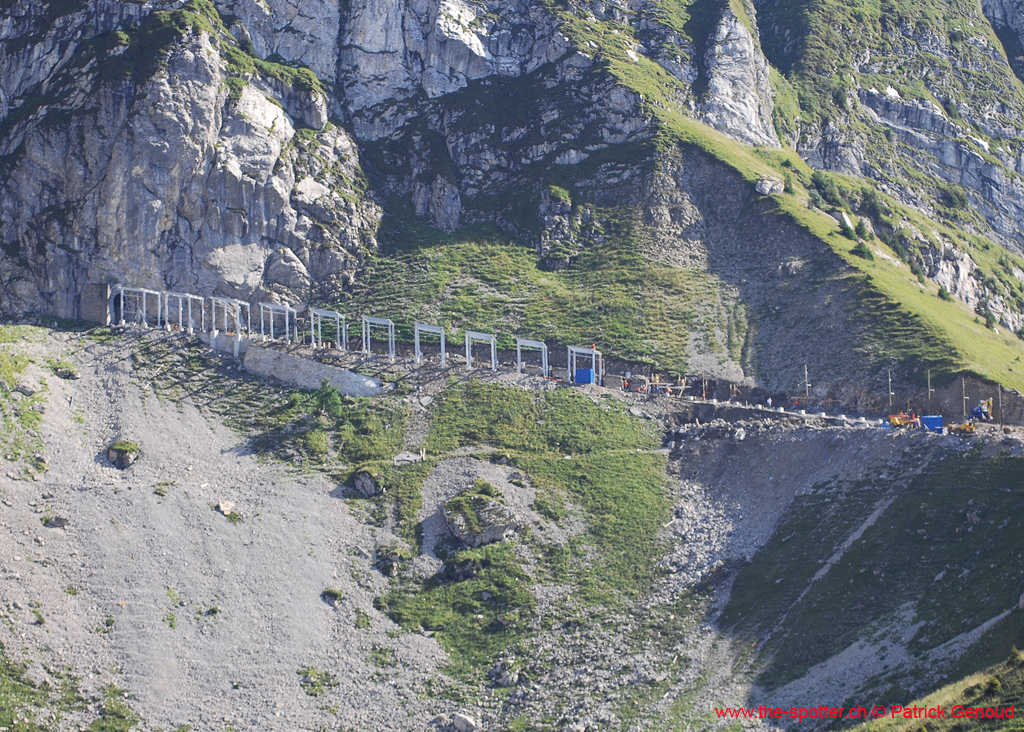 heliswiss-25-08-228
