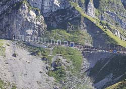 heliswiss-25-08-228