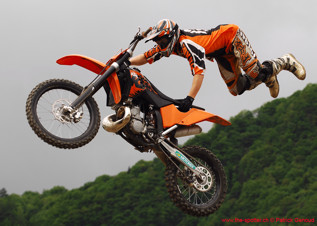 cross-17-05-08-127